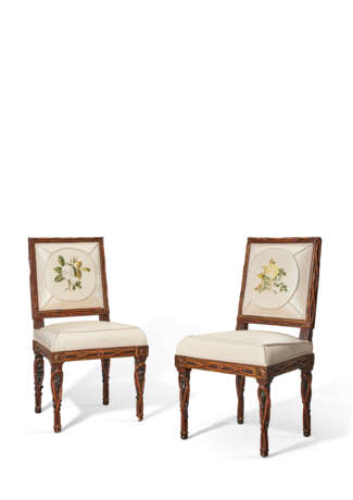 PAIRE DE CHAISES D`&#201;POQUE LOUIS XVI - Foto 1