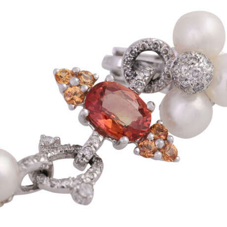 Ohrclips/-stecker mit orangefarb. Saphiren, Perlen und Brillanten, - photo 5