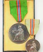 Обзор. Norwegen: Königlich Patriotische Gesellschaft, Medaille für Treue Dienste, in Silber - Groß und Klein, im Etui.