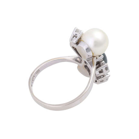 Ring mit 2 Perlen und 6 Brillanten, zusammen ca. 0,6 ct, - photo 3