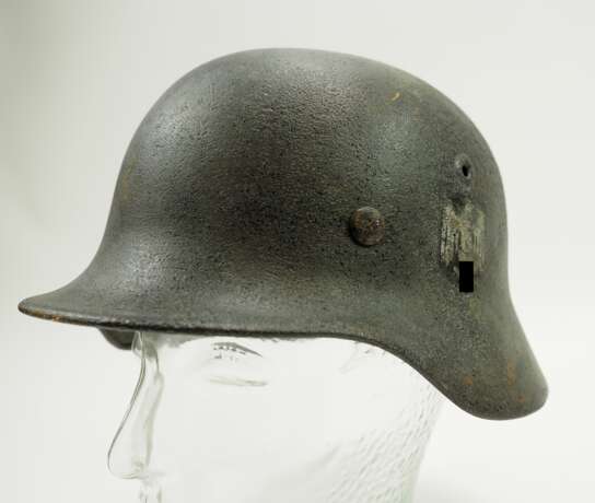 Wehrmacht: Stahlhelm M40. - photo 1