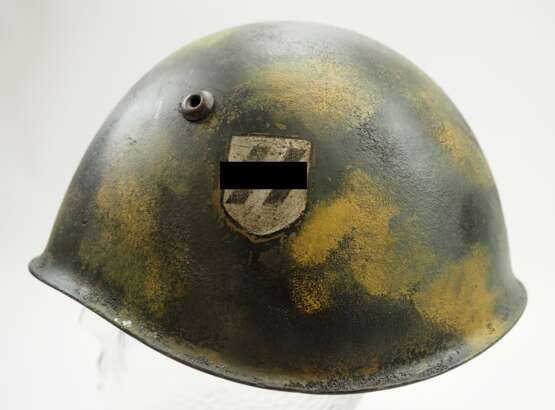 Waffen-SS: Italienischer Stahlhelm getarnt. - Foto 3