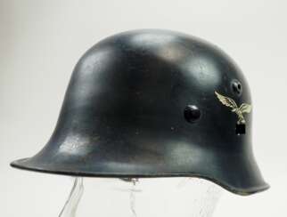 Luftwaffe: Stahlhelm.