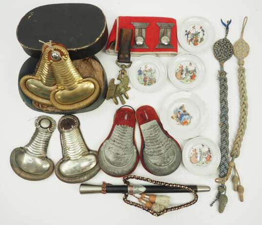 Bayern: Lot Militaria. - photo 1