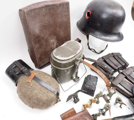 3. Reich: Lot Militaria. - photo 3