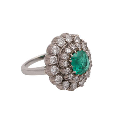 Ring mit Smaragd, ca. 0,75 ct, - Foto 2