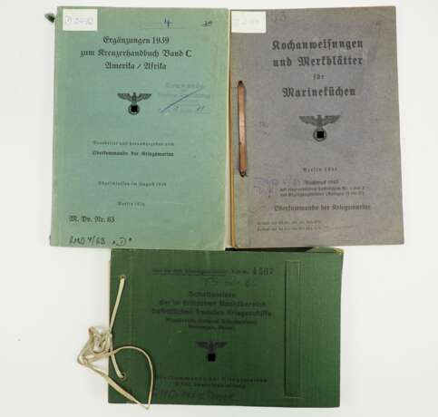 Kriegsmarine: Lot Dienstvorschriften - 3 Exemplare. - photo 1