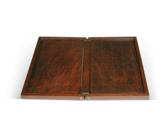 A HUANGHUALI FOLDING GAME BOARD - photo 1