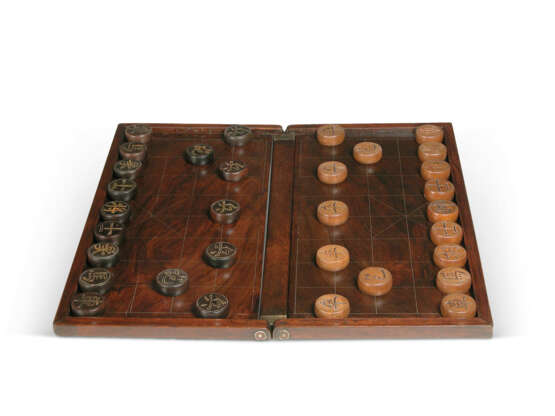 A HUANGHUALI FOLDING GAME BOARD - photo 3