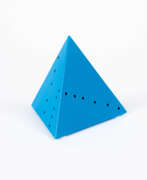 Лучо Фонтана. Lucio Fontana. Piramide (Blau)