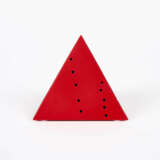 Lucio Fontana. Piramide (Rot) - фото 3