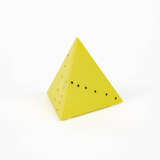 Lucio Fontana. Piramide (Gelb) - фото 1