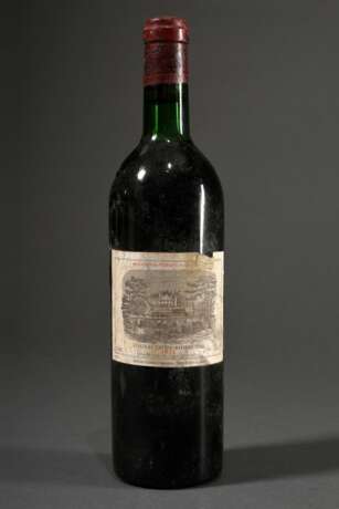 Flasche 1973 Chateau Lafite-Rothschild, Rotwein, Bordeaux, Pauillac, 0,75l, in, Etikett min. beschädigt - photo 1