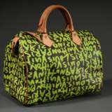 Louis Vuitton "Speedy 30" in "Green Graffiti Monogram Canvas", heller Lederbesatz, innen braunes Baumwollfutter und kleines Einsteckfach, Schloss mit zwei Schlüsseln (Clochette fehlt), Nr. TH 5008, Ed… - photo 2