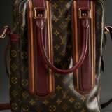 Louis Vuitton "Bequia Porte Documents Vertical" Messenger Bag in Monogram Canvas mit messingfarbener Hardware und Rindslederbesatz in verschiedenen Brauntönen, dunkelbraun gestreiftes Baumwoll Futter, Limited E… - фото 2