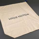 Louis Vuitton "Sac Marine" in Monogram Canvas mit messingfarbener Hardware, hellem Rindslederbesatz, dunkelbraunem Baumwoll Schultergurt und Ledergriff, innen mittelbraunes Baumwollfutter, Nr.: NO0954, H. 70cm,… - photo 5