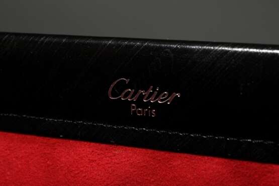 Cartier Handtasche "Trinity Top Handbag" in schwarzem Kalbsleder mit markantem Trinity Henkel in Rot- Gelb- und Weißvergoldung, rot gefüttert, 28,5x25cm, Henkelhöhe 16,5cm - Foto 9