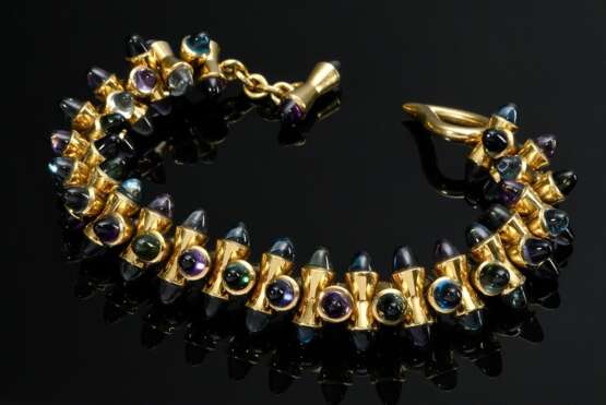 Tamara Comolli "Mikado" Gelbgold 750 Armband mit kegelförmigen Topas- und Amethystcabochons in violett und türkis Tönen, herzförmiger Knebelverschluss, sign., 90,5g, L. 22,5cm, leichte Tragespuren - фото 1