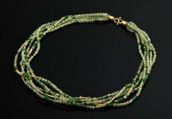 Fünfreihiges Edelstein Collier aus facettierten Peridots, Chromturmalinen, Tsavorithen, Citrinen sowie Glasröhrchen mit Gelbgold 750 S-Schließe und Elementen auf Drahtschnur gefädelt, L. 33,5cm, Ø 2-3,5mm - photo 1