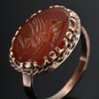 Großer Rotgold 585/333 Ring mit antikem Karneol Intaglio Ring &amp;quot;Liegender Drache&amp;quot;, 18./19.Jh., 4,2g, Gr. 60 - Auction prices