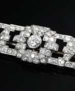 Каталог товаров. Art Deco Platin Nadel mit Diamanten im Brillant- und Achtkantschliff (zus. ca. 3.80ct/VSI/W), 8g, L. 4,5cm