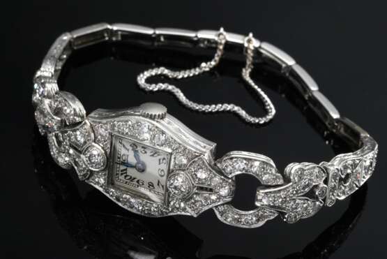 Art Deco Platin Armbanduhr mit Diamanten im Alt- und Achtkantschliff (zus. ca. 3.20ct/SI-P1/W-CR), Handaufzug, 23,7g, L. 18,4cm, Zugband defekt, Steg lose, keine Garantie auf Werk und Funktionalität - Foto 1