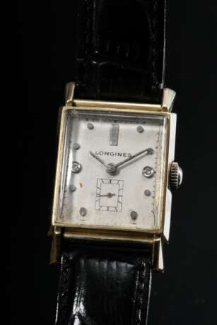 Longines-Wittnauer Gelbgold 585 Herrenarmbanduhr, Handaufzug, 2 Indizes mit Achtkantdiamanten, Lederarmband mit vergoldeter Dornschließe, New York um 1940, 3,6x2,2cm, nicht gangbar (keine Garantie auf Werk und Funktiona… - фото 2