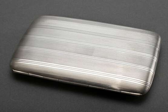 Eckiges leicht gewölbtes Zigaretten Etui mit Rillendekor, MZ: BG, Silber 800, 222g, 14x8cm - фото 2