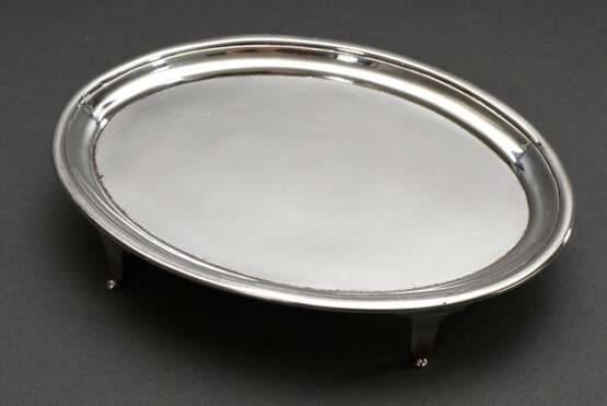 Ovaler George II Salver in schlichter Form auf vier Füßchen, MZ: William Bennett, London 1804, Silber 925, 105g, 3x15x11cm - photo 1