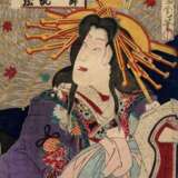 3 Kunichika (1835-1900) "Kabukiszene", Farbholzschnitte, Triptychon, sign. Toyohara Kunichika hitsu, Kabukischauspieler Nakamura Nakazô, Nakamura Shinkan, Verleger Shimizuya Naôjiro, im Passepartout montiert, j… - Foto 4