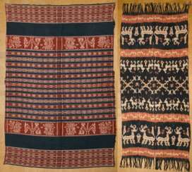 2 Diverse Ikat Webereien, Indonesien, 170x113cm/270x107cm mit Fransen, Altersspuren