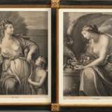 2 Rahmen nach Louis XVI Vorbild mit vergoldeten Rosetten, innen Kupferstiche von Domenico Cunego (1727-1803) „Juno“ und „Hebe“ (vergilbt, fleckig), FM 41x31,5cm, RM 45,2x36,2cm, leichte Alters- und Gebrauchsspuren… - фото 1