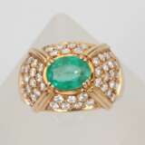 Yellow gold ring with 48 diamonds and 1 natural emerald Gold Other style 21th century - photo 6