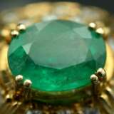 Yellow gold ring with 48 diamonds and 1 natural emerald Gold Other style 21th century - photo 8