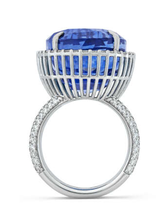 SAPPHIRE AND DIAMOND RING - photo 5