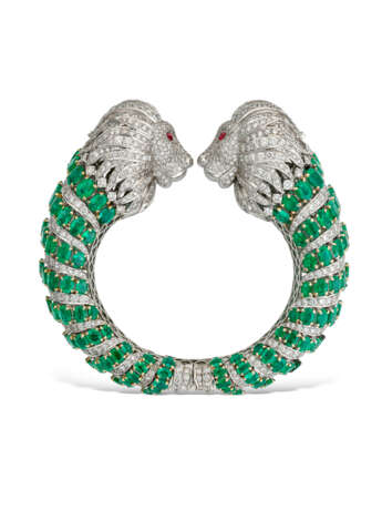 EMERALD, DIAMOND AND RUBY LION BANGLE - photo 1