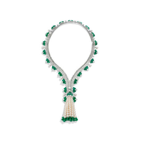 VAN CLEEF & ARPELS EMERALD, CULTURED PEARL AND DIAMOND `ZIP` NECKLACE - фото 1