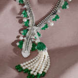 VAN CLEEF & ARPELS EMERALD, CULTURED PEARL AND DIAMOND `ZIP` NECKLACE - фото 2