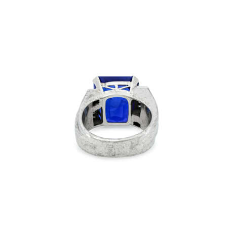 SAPPHIRE AND DIAMOND RING - photo 6