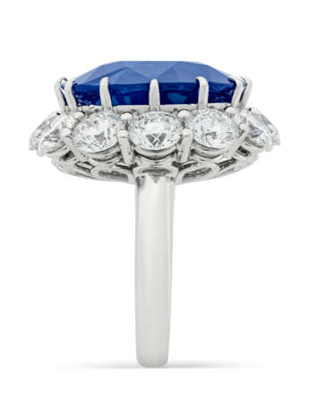 SAPPHIRE AND DIAMOND RING - photo 5