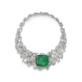 EMERALD AND DIAMOND NECKLACE MOUNTED BY VAN CLEEF & ARPELS - фото 1