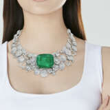 EMERALD AND DIAMOND NECKLACE MOUNTED BY VAN CLEEF & ARPELS - фото 3