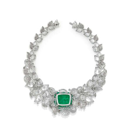 EMERALD AND DIAMOND NECKLACE MOUNTED BY VAN CLEEF & ARPELS - фото 4