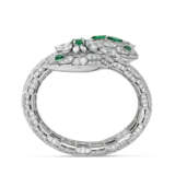 BULGARI DIAMOND AND EMERALD `SERPENTI` BRACELET-WATCH - фото 1