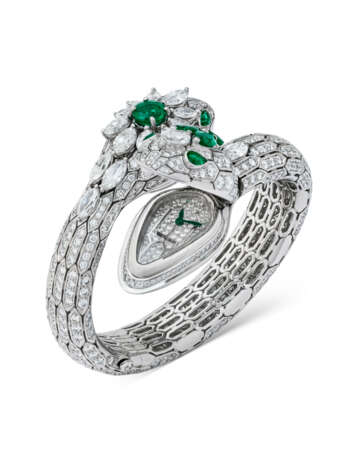 BULGARI DIAMOND AND EMERALD `SERPENTI` BRACELET-WATCH - фото 3