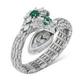 BULGARI DIAMOND AND EMERALD `SERPENTI` BRACELET-WATCH - фото 3