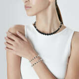 VAN CLEEF & ARPELS MOTHER-OF-PEARL, ONYX, CULTURED PEARL AND DIAMOND SAUTOIR WITH PENDANT-WATCH - photo 3