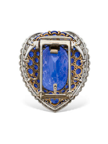 IMPRESSIVE CARTIER MID-20TH CENTURY SAPPHIRE, DIAMOND AND ENAMEL CLIP-BROOCH - фото 4