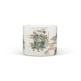 A FAMILLE VERTE `WATER MARGIN` BRUSH POT - photo 1