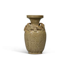 A RARE CARVED YAOZHOU CELADON &#39;DRAGON&#39; VASE